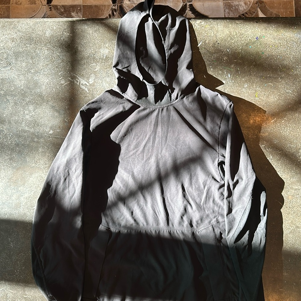 Lululemon athletic sweatshirt